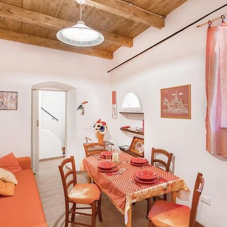 Casa Nonna Nella Villa Marina dʼMarina dʼAndora Екстериор снимка